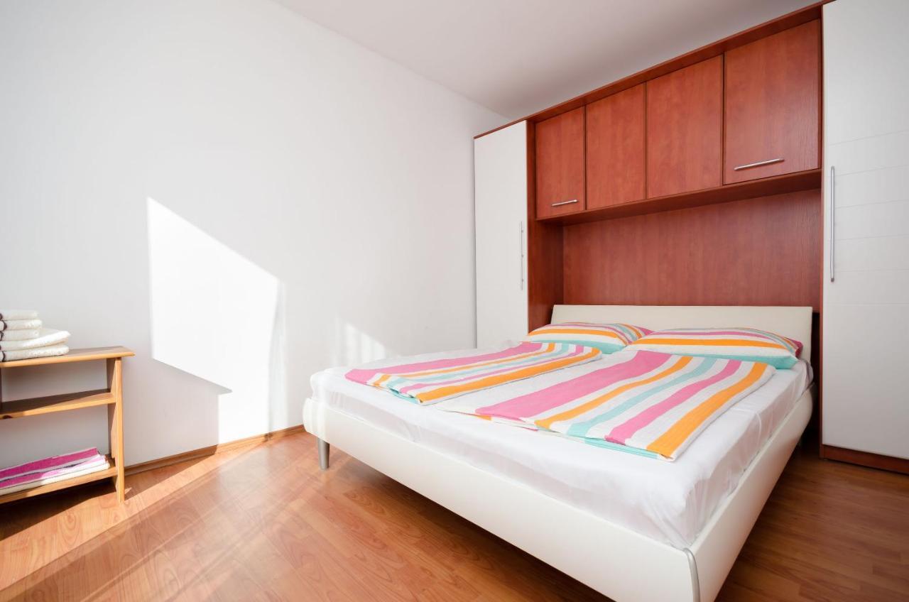 Apartments Pela Lopar Kültér fotó